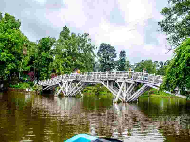 WARD'S LAKE- places to visit in meghalaya in may